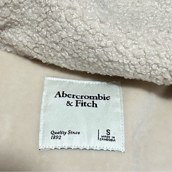Abercrombie Fleece Crop Sherpa Jacket Cream Small - Picture 6 of 6